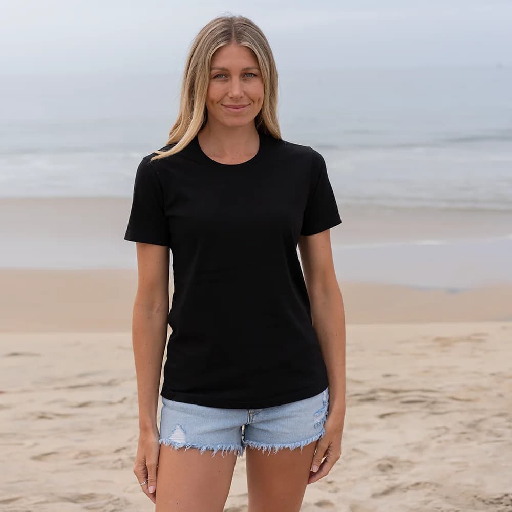 #color_black organic cotton t-shirt 